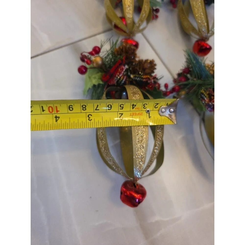 Lot of‎ 8 GOLD Tone Metallic String ORNAMENTS 6